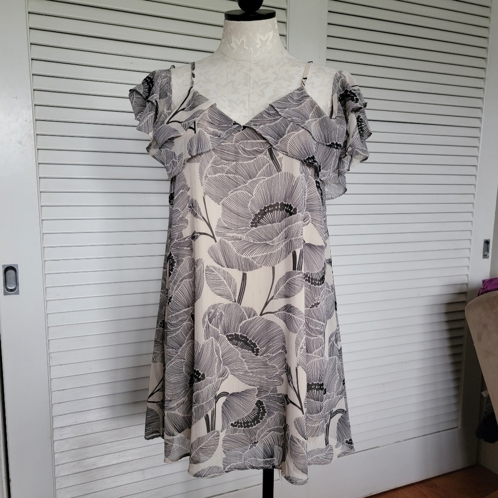 Audrey 3+1 Cold Shoulder Lined Tunic Top Large